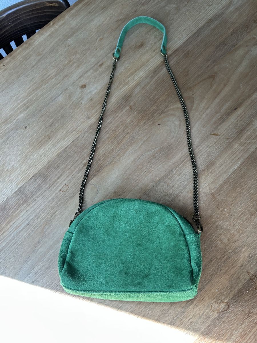 Borse da donna: Wildleder Tasche mit Kette – Usato da Zürich venduto da elg_rqw7 1