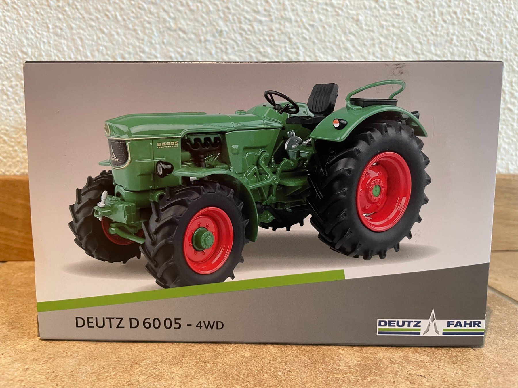 Deutz Trattori: Deutz D 6005 - 4WD – Nuovo e nell'imballaggio originale da Kreuzlingen venduto da Stefan1150 5