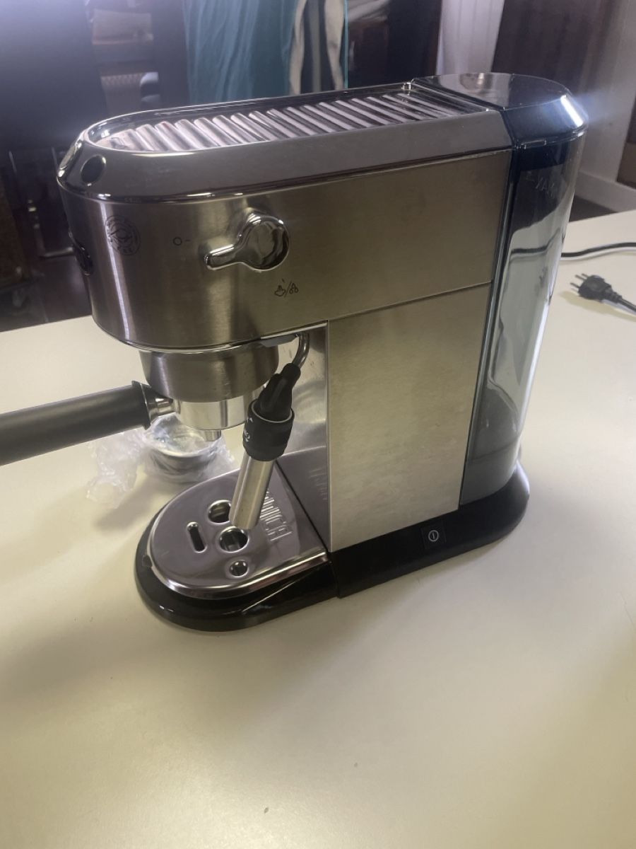 Macchine per caffè & Macchine per espresso: DeLonghi Espressomaschine Dedica neuwertig – Usato da Bleiken venduto da balou018 2