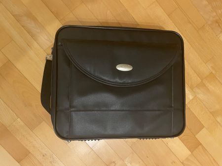 Computer Tasche, für Laptop, Leder, mit Schulterträger.