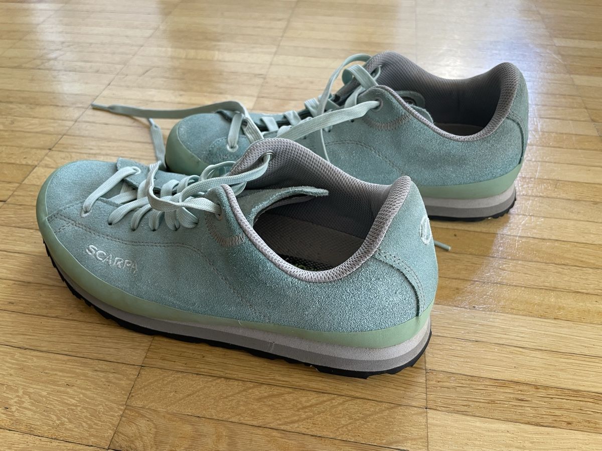 Scarpa Damenschuhe: Trekkingschuhe Scarpa Gr 39 – Gebraucht aus Ebmatingen von Reva-Sue 2