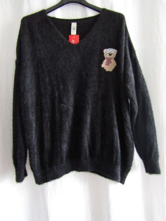 Gr. 46/52, kuschelweicher Angora-Mix Pullover in Schwarz