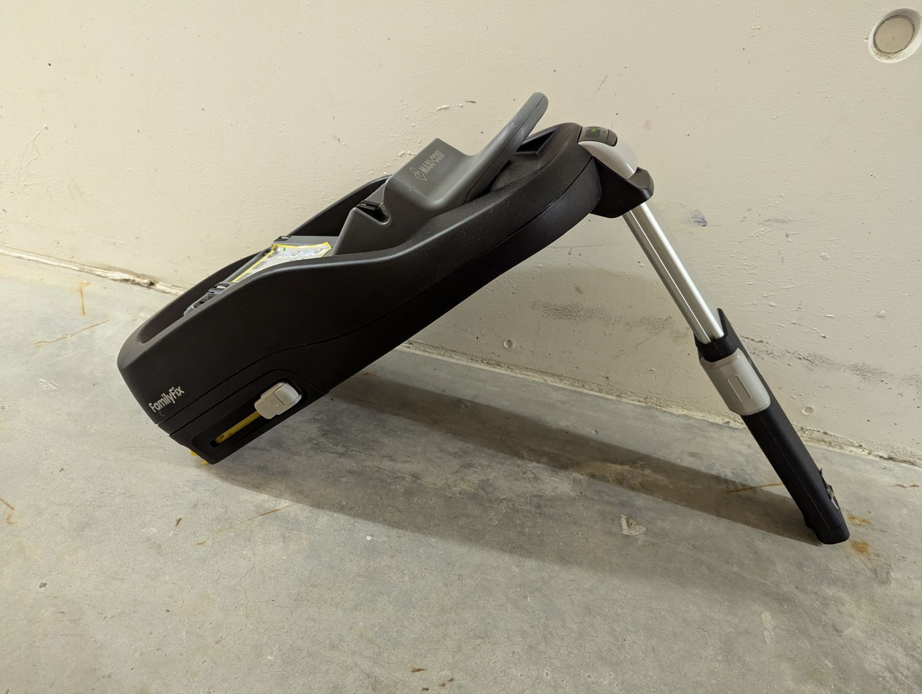 Maxi-Cosi Auto-Kindersitze: Maxi-Cosi FamilyFix Base – Gebraucht aus Zürich von papillon8000