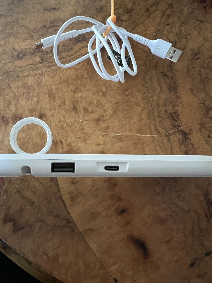 Ladegeräte: SBS Wireless Charger mit USB-C Kabel Weiss – Neu (gemäss Beschreibung) aus Zürich von jsilfra 3