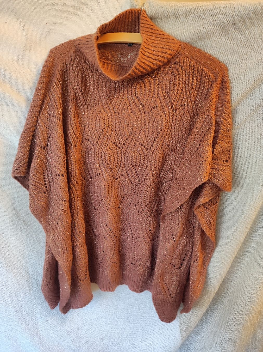 Autres vêtements femmes: Poncho – D'occasion à Arni AG par Rosen11