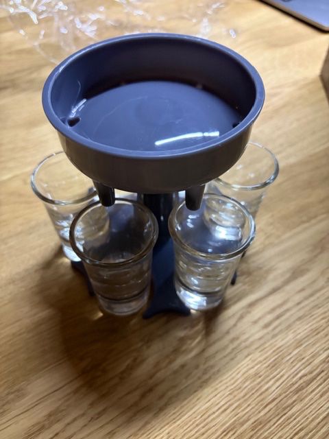 Schott Bicchieri: Shotglas-Spender mit 6 Glaesern, neuwertig – Usato da Domat/Ems venduto da chrislassi 1