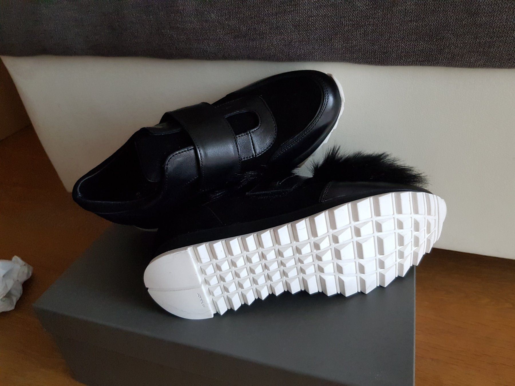 Chaussures femmes: Tosca Blu Leder Sneaker Gr.38 – Neuf avec emballage d'origine à Reinach AG par innamac 8