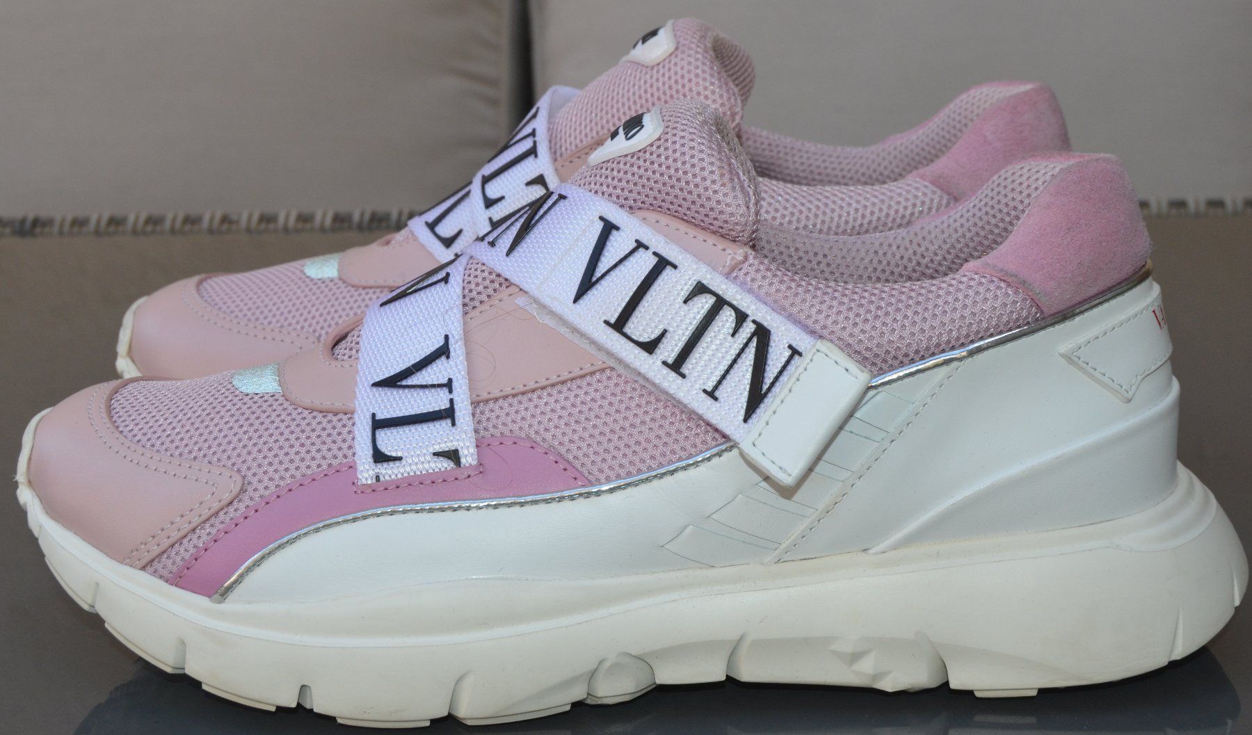 Valentino Scarpe da donna: Valentino Sneakers 38.5 – Usato da Collonges venduto da arashee 4