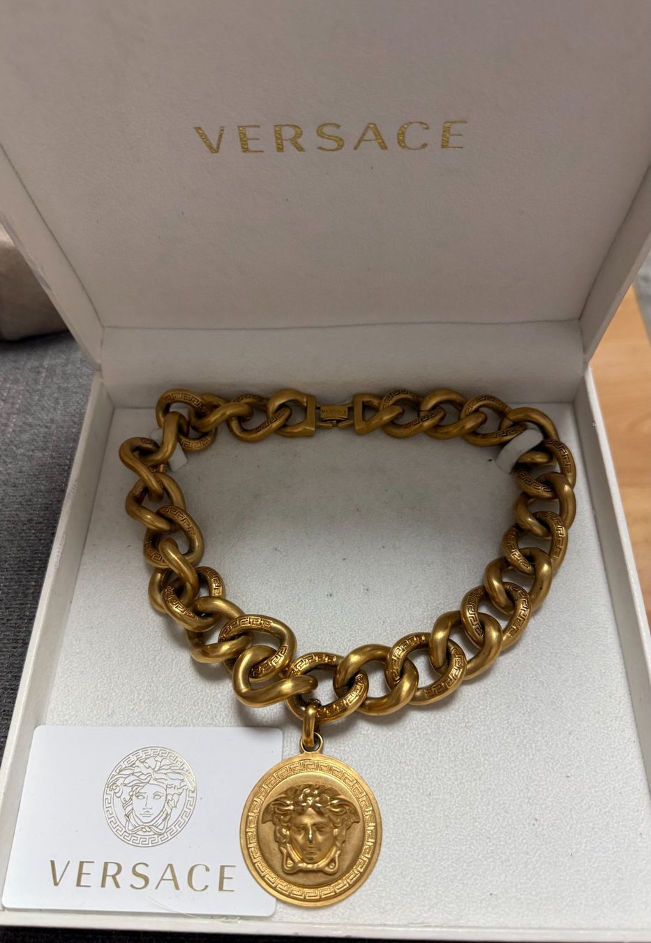 Versace Colliers: Versace Medusa Halskette – D'occasion à Bülach par tsy_6y5c