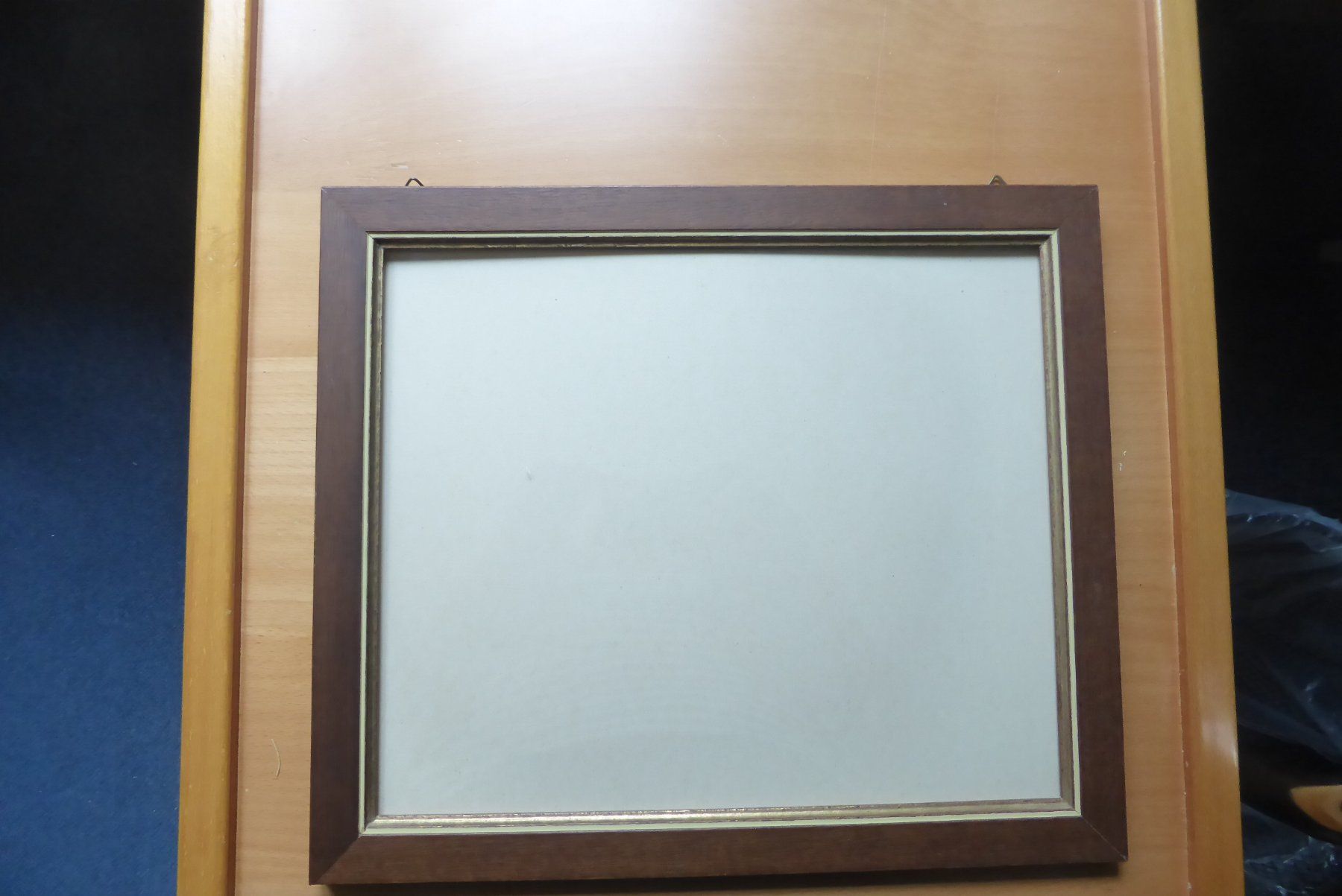 Cornici: Bilderrahmen mit Gold Innen-PP -  33 x 28 cm – Usato da Brunnadern venduto da lavendel 2