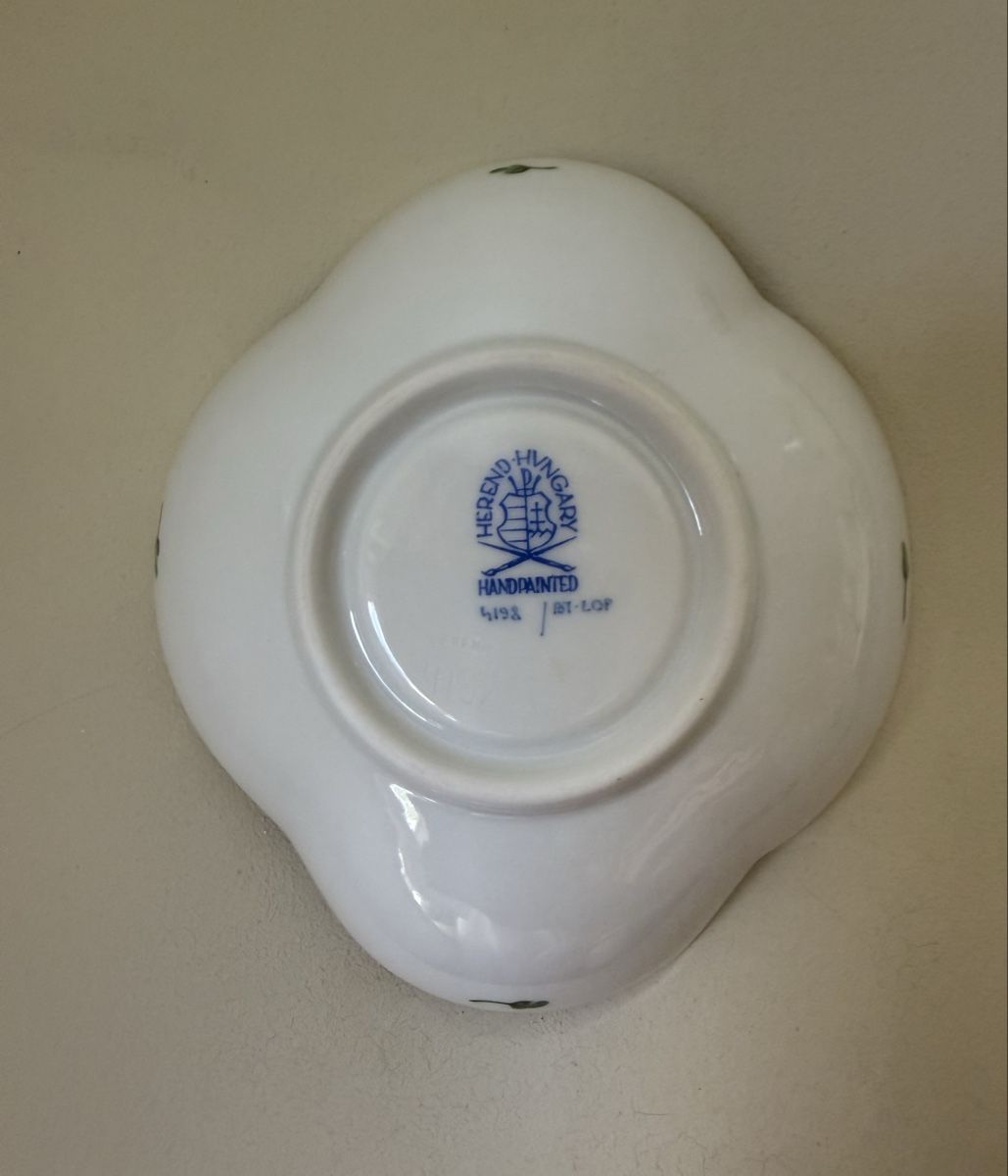 Herend Tazze: Seltene Herend Hadik Kaffeetasse 4198  – Nuovo (secondo la descrizione) da Basel venduto da mar_tsl9 5