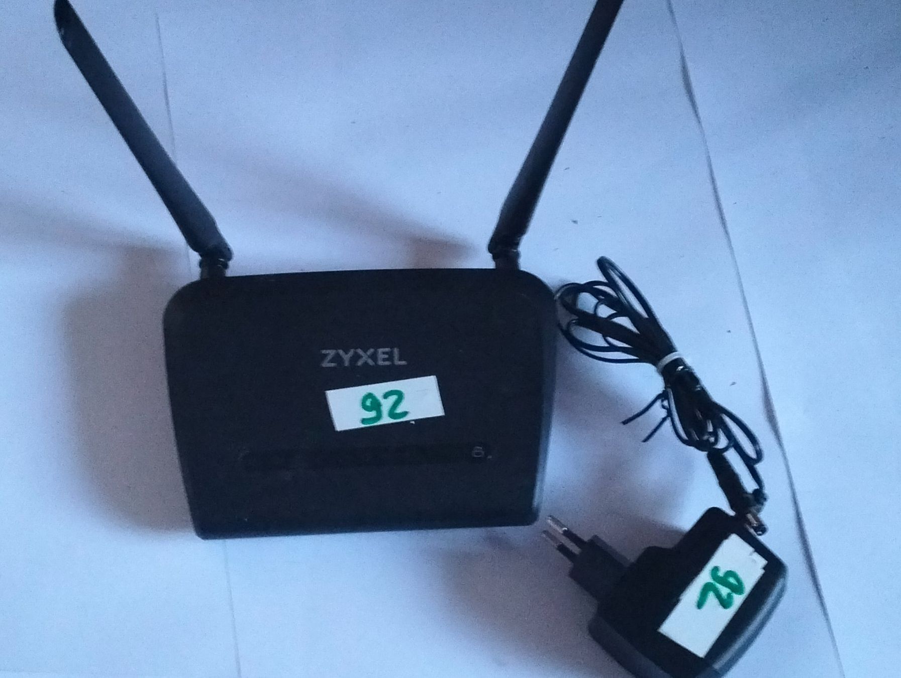 Zyxel Router - Ideal für Homeoffice! Top Zustand! (Gebraucht) in ...