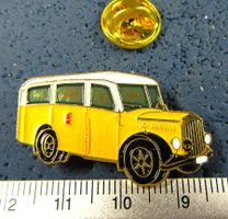 SAURER POSTAUTO OLDTIMER PIN GEPRÄGT GOLDIG