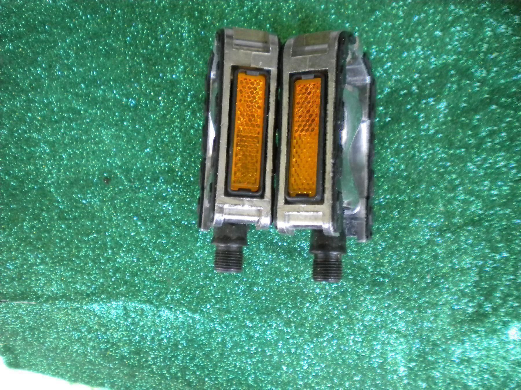 Ersatzteile: Oldtimer  Pedale Alu Guss Fabrikneu ! – Neu und originalverpackt aus Spreitenbach von Sniper8952 1