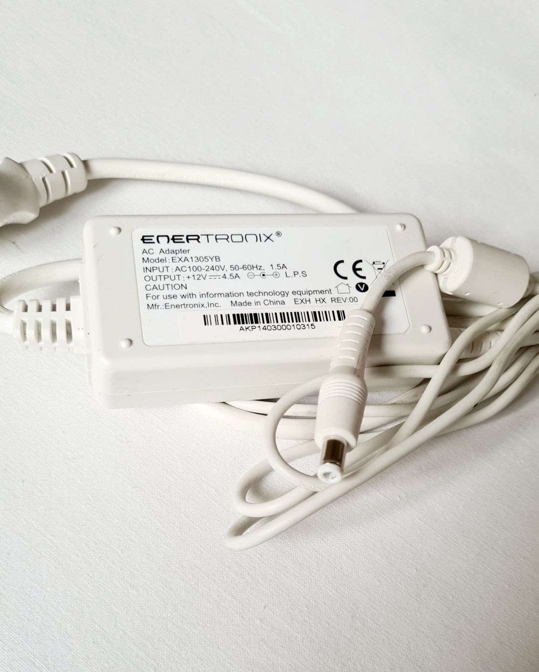 Cavi: Cables divers Usb, camcode, Tv, téléphone – Usato da Thônex venduto da AneleManele 2
