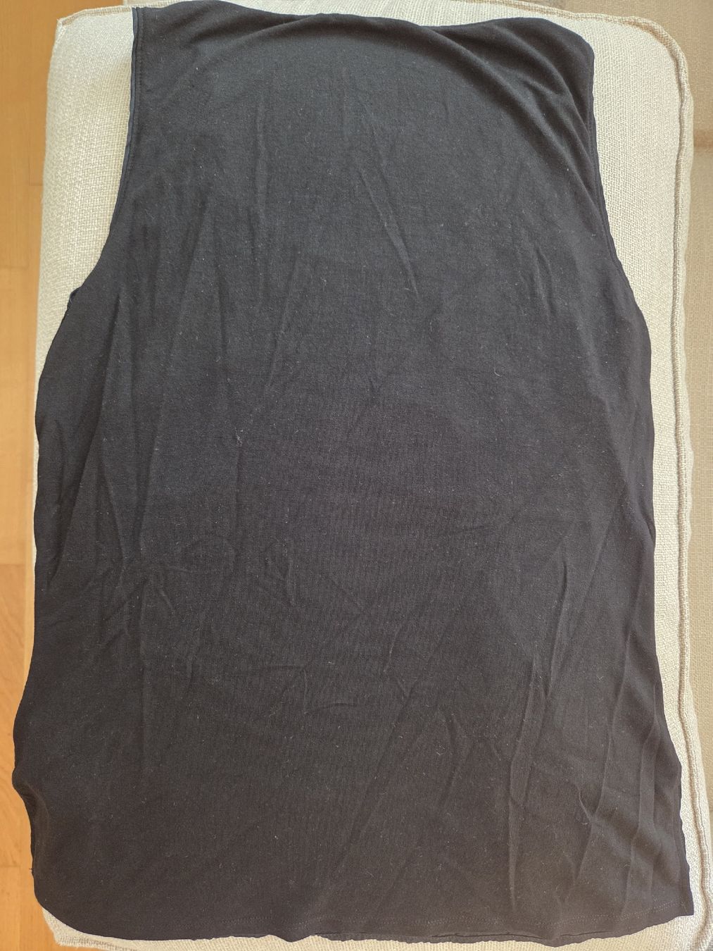 Top: Calzedonia Seiden-Top – Usato da Emmen venduto da GrabandGo 1