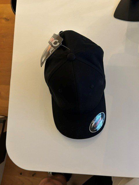 Flexfit Copricapi, berretti & cappellini: Flexfit Cap Wooly Combed Style 6277 – Nuovo (secondo la descrizione) da Schötz venduto da Masterpvo 3
