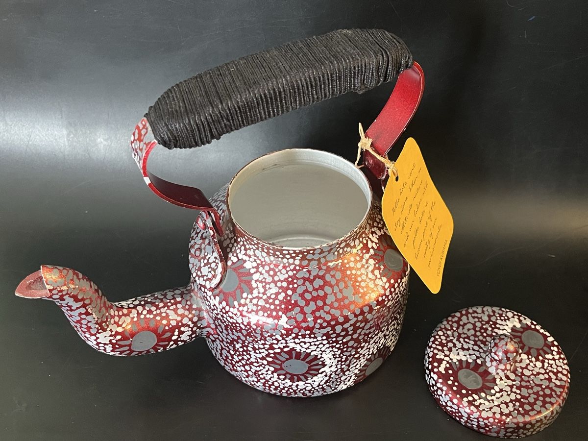 Dipinti: YOYOI KUSAMA "teapot" – Usato da Wiesenberg venduto da swissantik 7