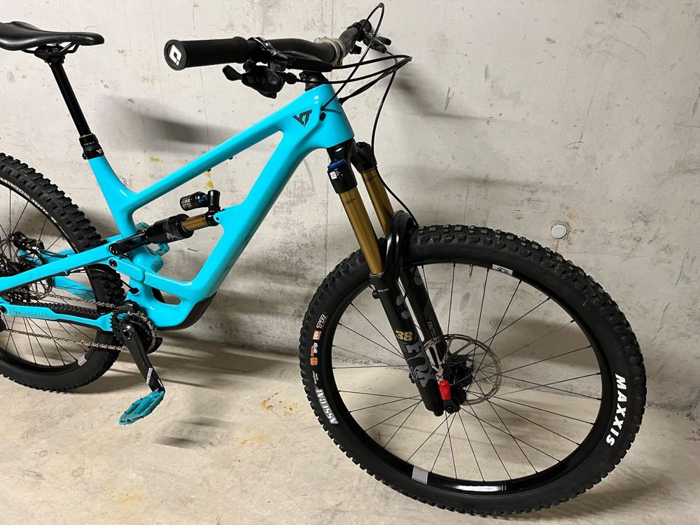 Yt on sale capra l