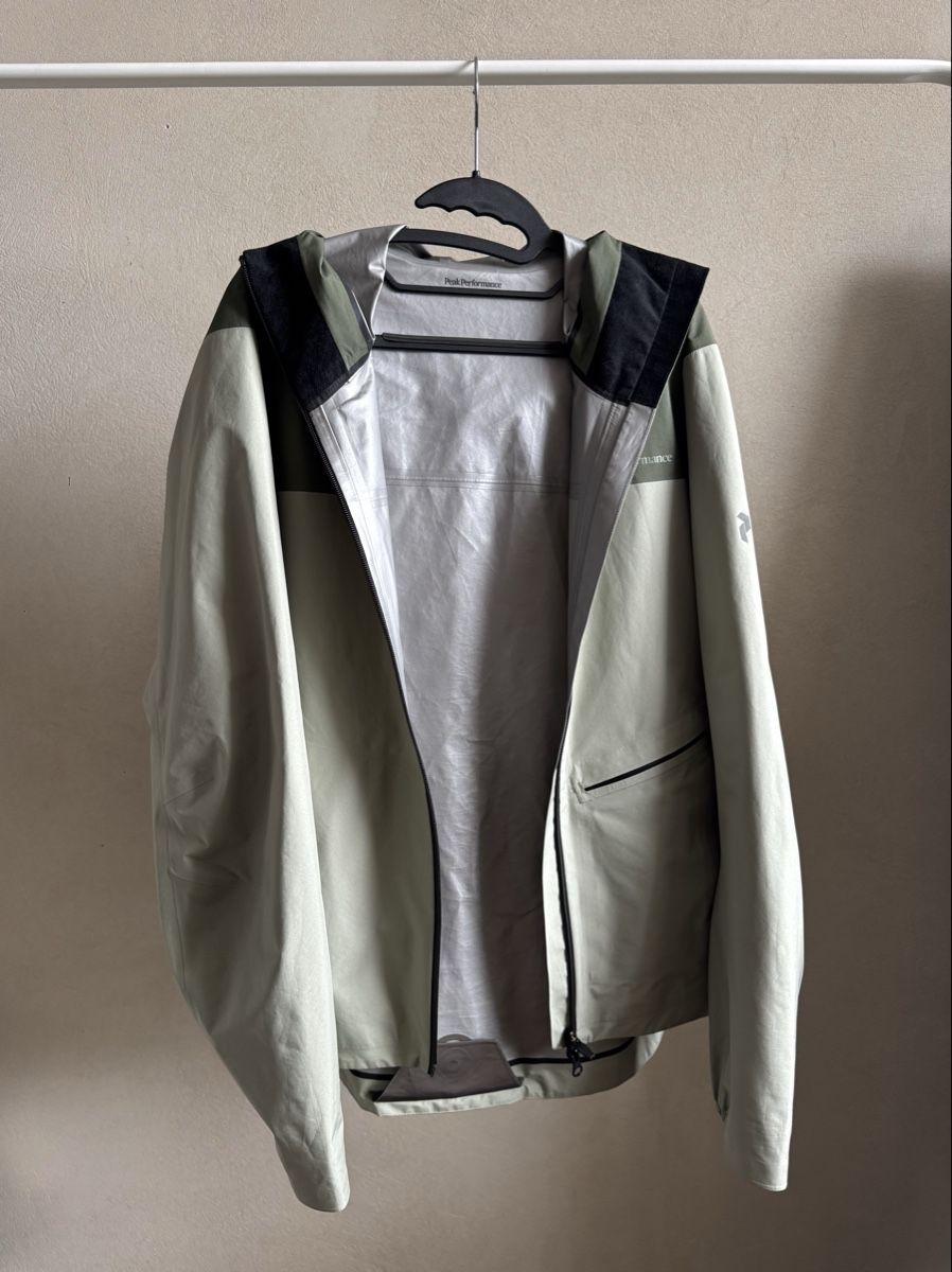 Peak Performance Giacche: Commuter Gore-Tex Pac Jacke Peak Performance – Nuovo (secondo la descrizione) da Bennau venduto da fa_design 1