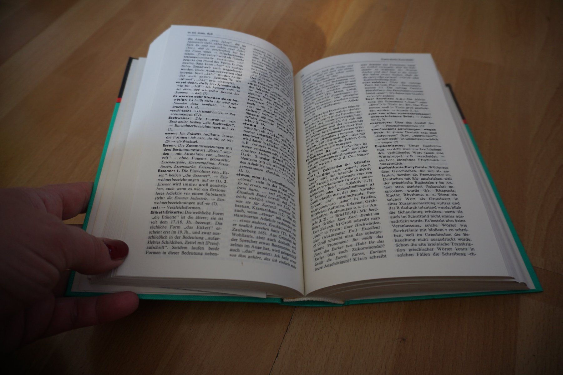 Bücher: Duden Zweifelsfälle der deutschen Sprache – Gebraucht aus Zürich von einalemjena 1