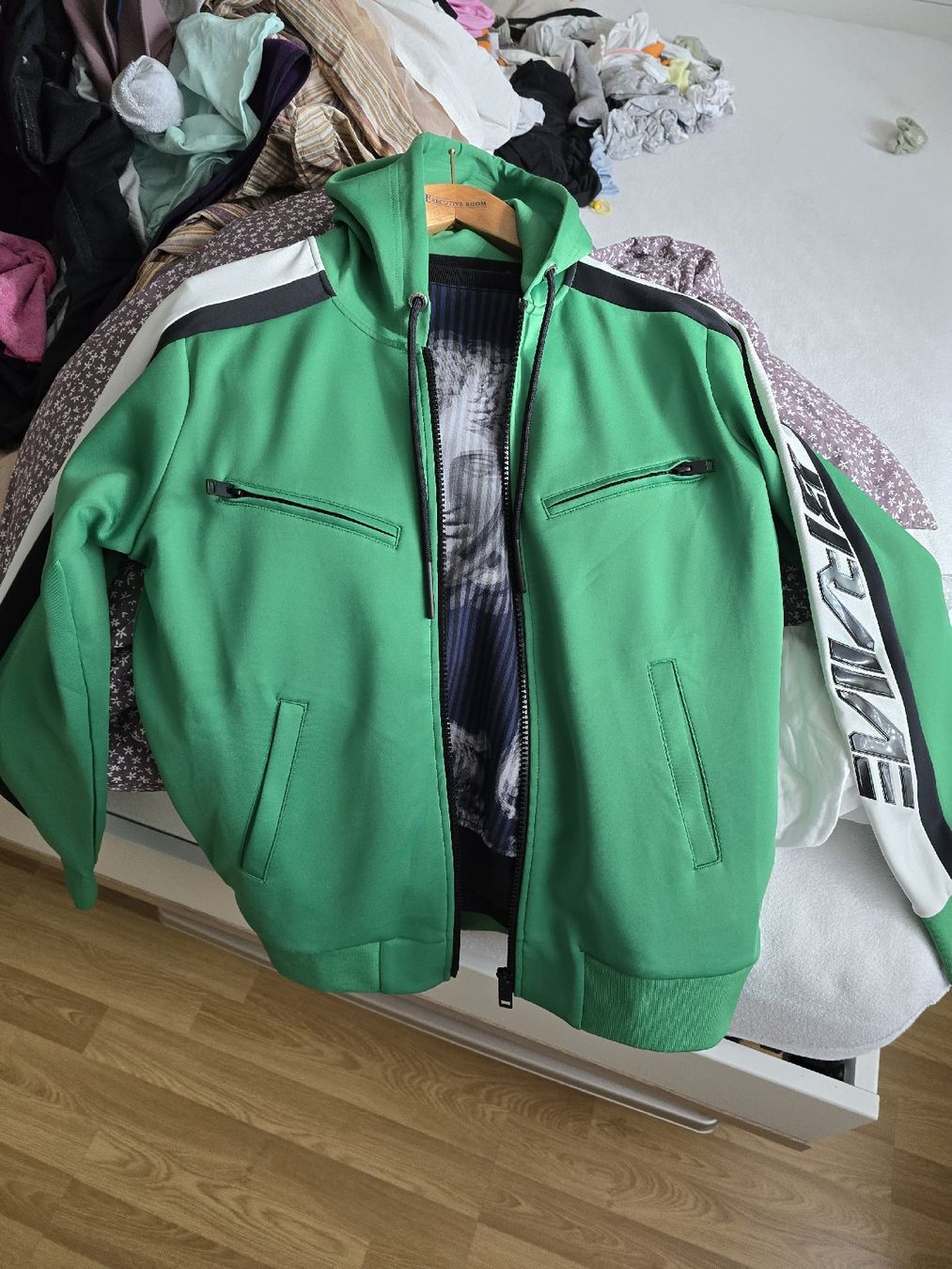 Diesel Giacche: Diesel-Trainerjacke – Nuovo (secondo la descrizione) da Amriswil venduto da newschweiz