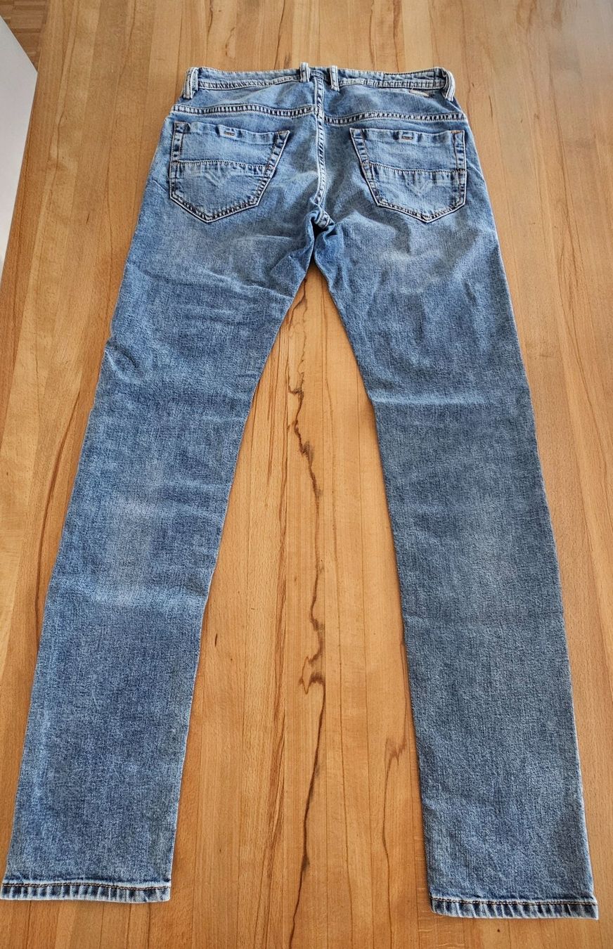 Diesel Jeans: Jeans Herren Diesel Gr. S – Usato da Root venduto da Trinali 1