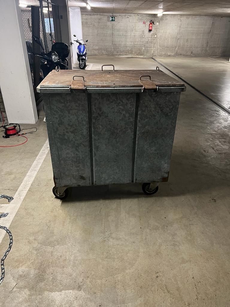 Autres articles bureau & commerces: Container – D'occasion à Breitenbach par Powercalmo 1