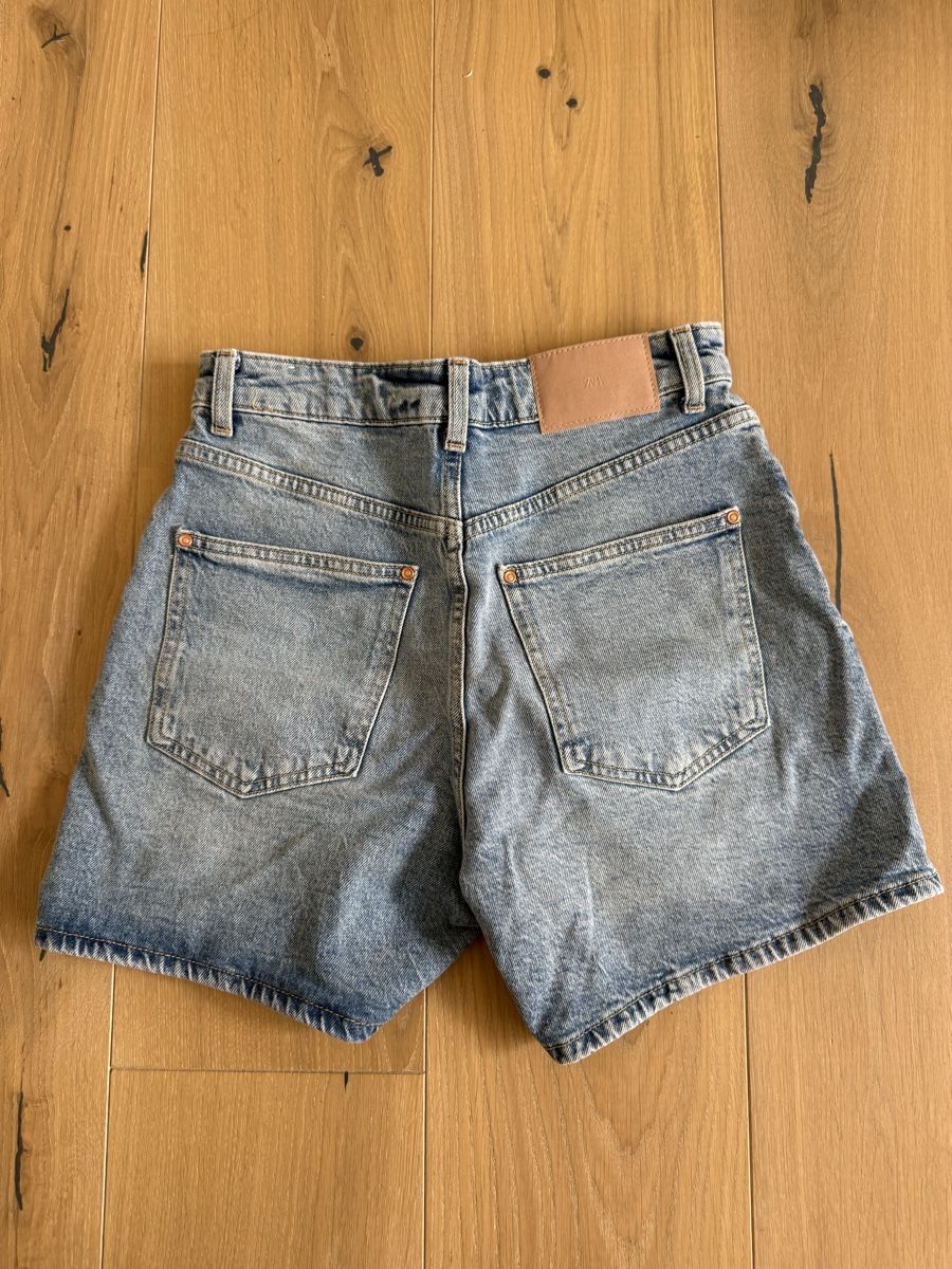 Zara Jeans: Denim Shorts – Nuovo (secondo la descrizione) da Zürich venduto da jul_5t9s 3