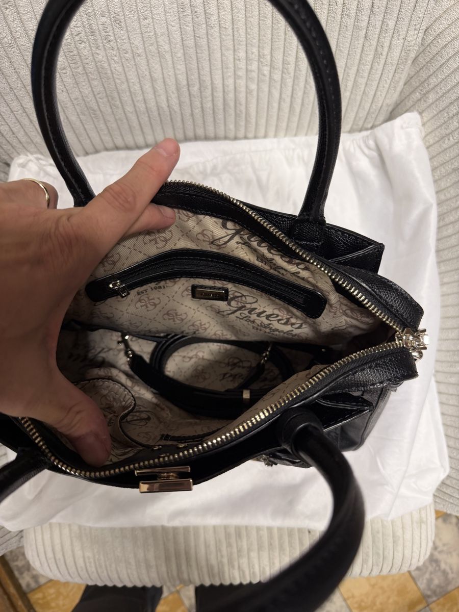 Guess Taschen für Damen: Guess-Henkeltasche – Neu (gemäss Beschreibung) aus Triesenberg von dom_hd56 2