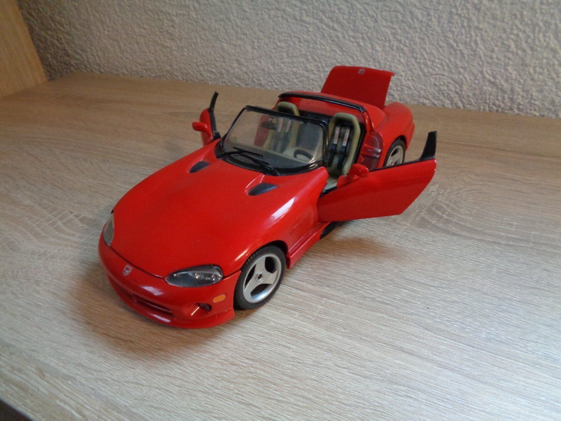 Bburago Modellini d'auto: Burago    Viper – Nuovo (secondo la descrizione) da Rorschach venduto da Aqua04
