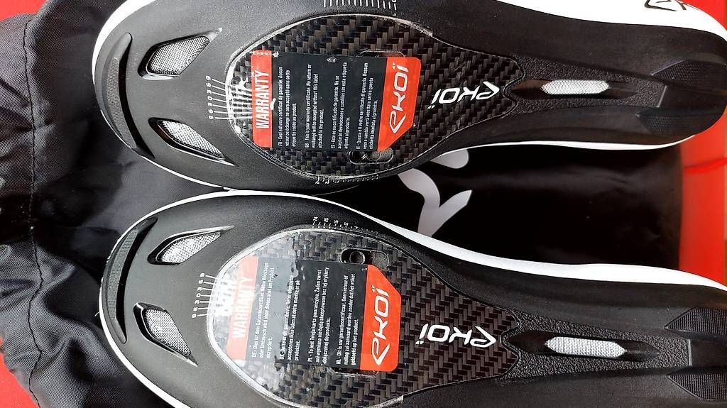 Chaussures hommes: Chaussure velo EKOI blanche taille 46 – Neuf avec emballage d'origine à Fribourg par ant_8jzc 1