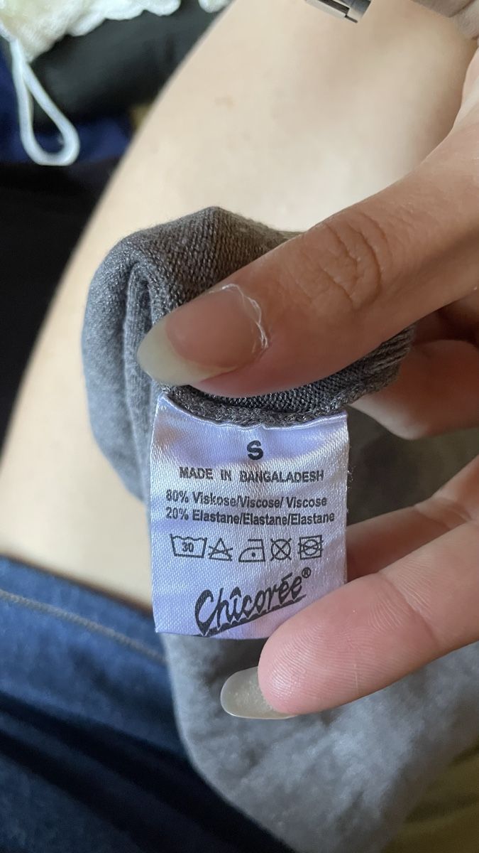 Blusen, T-Shirts & Tops: Tops assorted brands size S/M used condition – Gebraucht aus La Ferrière von Marbles 3