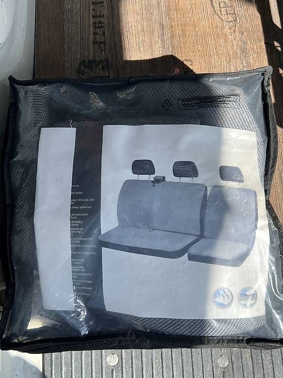 Tutti pezzi di ricambio auto: Sitzüberzug VW T5 (Neu) – Nuovo e nell'imballaggio originale da Männedorf venduto da Dirk_Diggler_