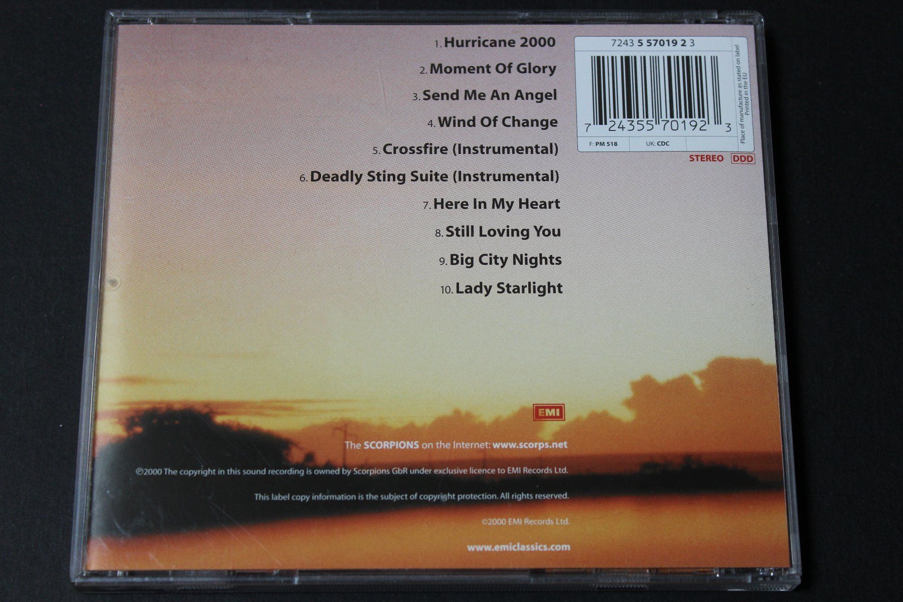 CDs: SCORPIONS - MOMENT OF GLORY CD 2000 – D'occasion à Tübach par JamesStone 2