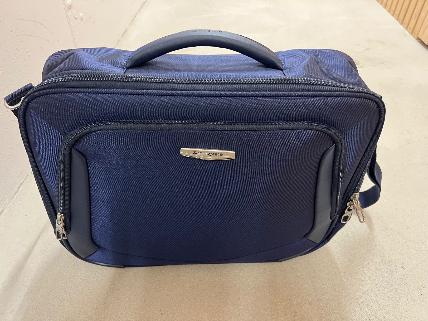 Samsonite Valigie: Samsonite Handgepäck – Nuovo (secondo la descrizione) da Horw venduto da Uhawaii