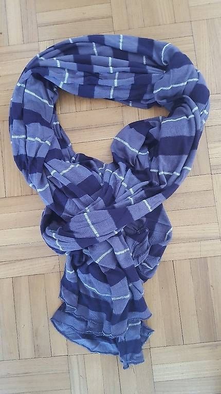 Tchibo Foulard & Sciarpe: Schal/Tuch – Usato da Zürich venduto da Cindarel