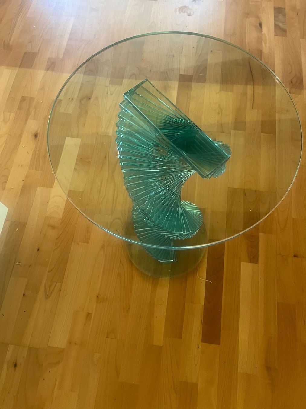 Tische: Glastisch rund – Gebraucht aus Zürich von mai_7jrl