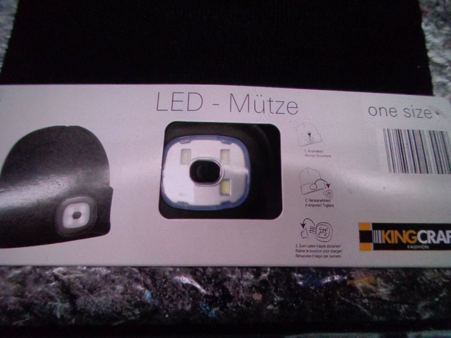 Chapeaux, bonnets & casquettes: LED Mütze schwarz One Size – Neuf avec emballage d'origine à Liestal par Gecko16 3