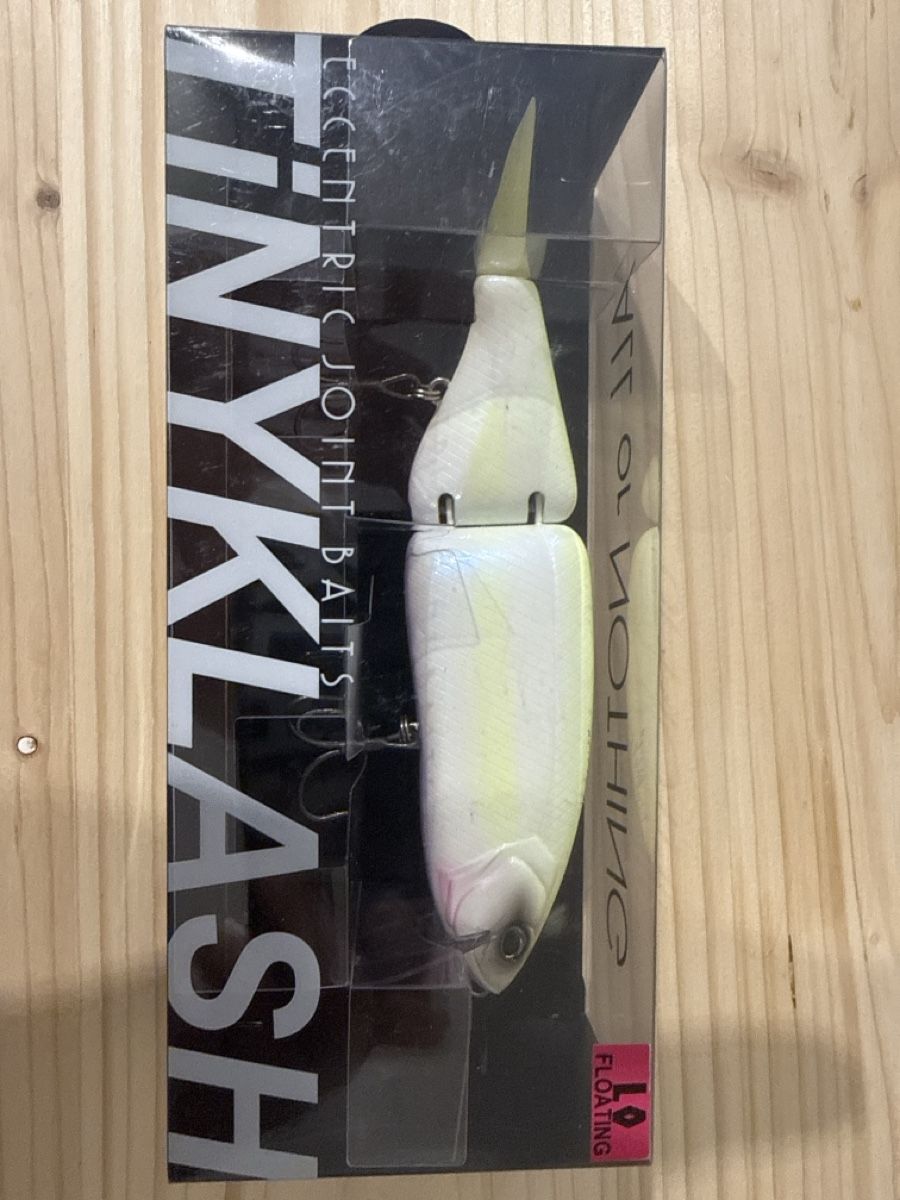 Appâts: Köder DRT Tinyklash ALL or NOTHING neu mit Verpackung – Neuf avec emballage d'origine à Gossau ZH par mar_px7v