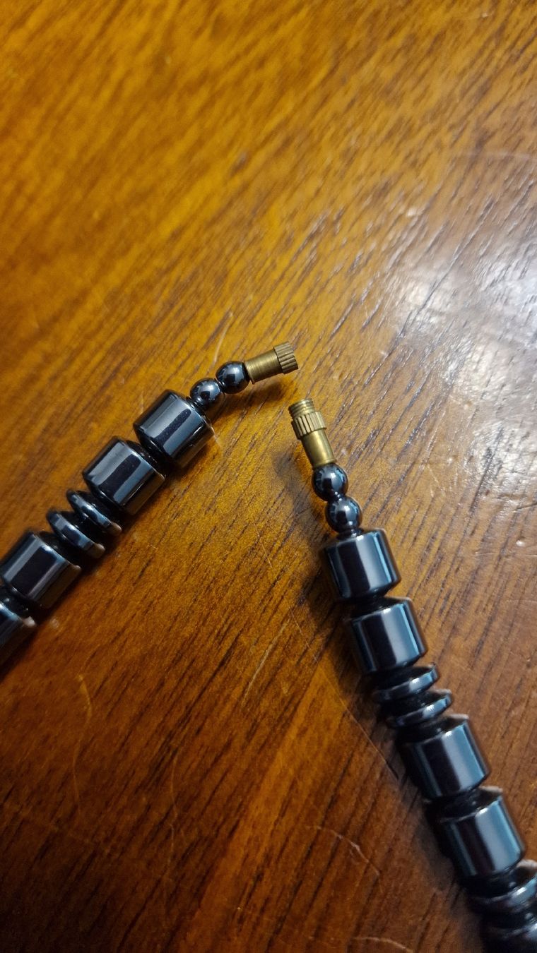 Catenine: Hämatit Halskette Schmuck  ca 45cm neu – Nuovo (secondo la descrizione) da Urtenen-Schönbühl venduto da Saints67 5