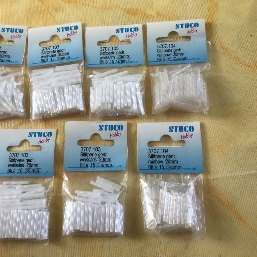 Perle (finte): LOT STIFTPERLE GEDR. WEISS/IRIS 20MM – Nuovo e nell'imballaggio originale da Ostermundigen venduto da Wyatt-Earp 2
