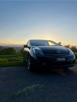 Toyota Prius ab MFK - mit vielen Extras - neu bereift