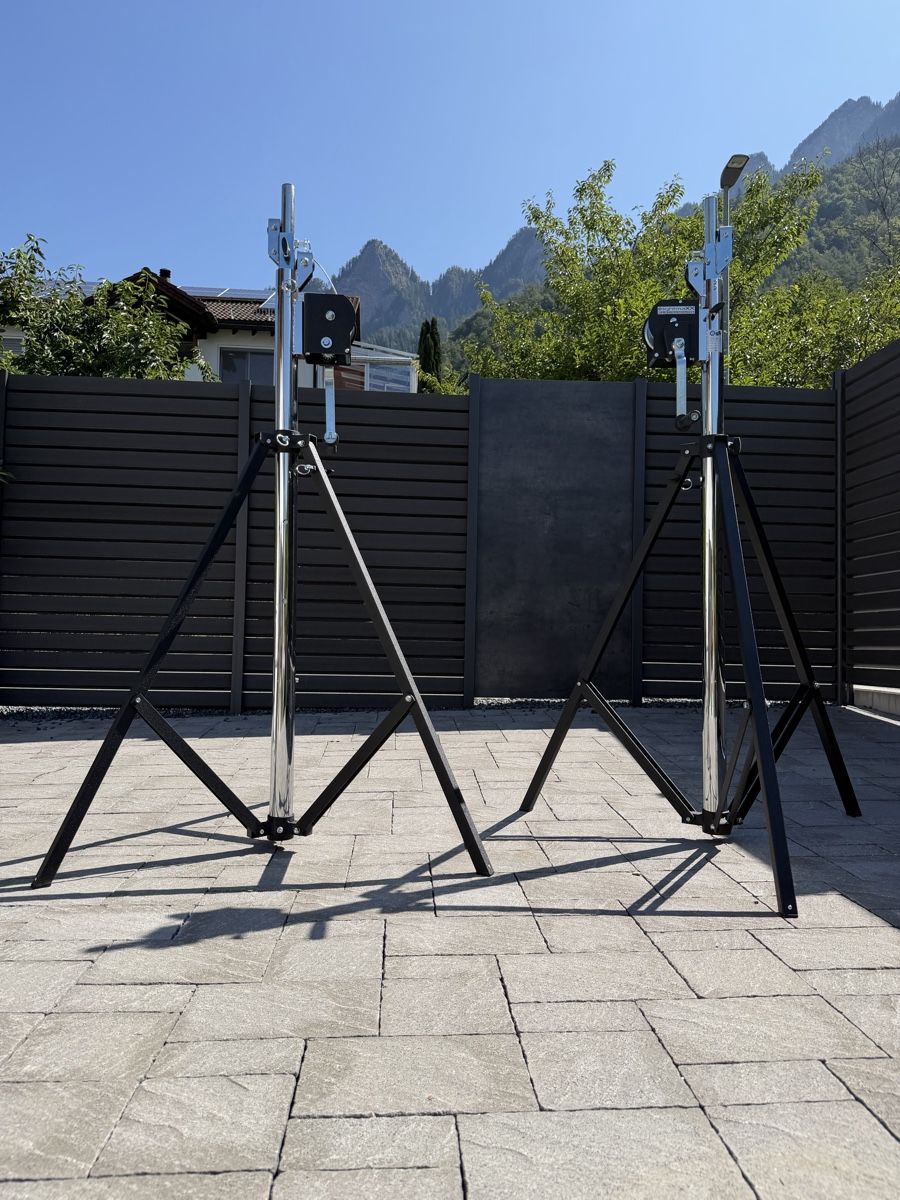 Treppiedi & Teste: Lightmaxx LS-4000 Pro, 2x Wind-Up Stativ, wie neu – Nuovo (secondo la descrizione) da Chur venduto da den_ml2z 3