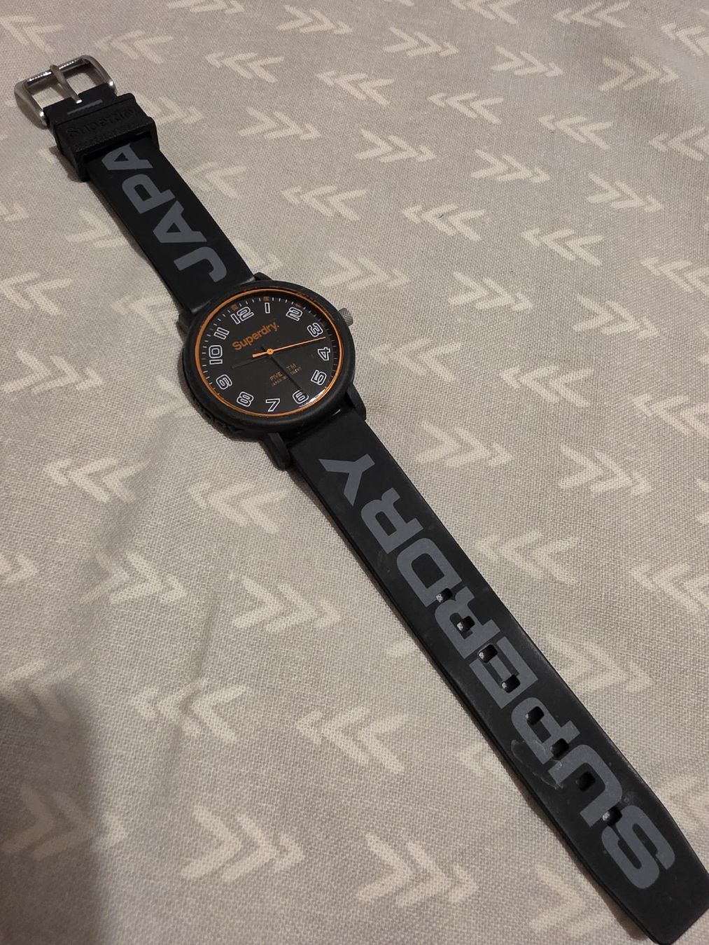 Superdry Uhren: Montre SUPERDRY jamais portée – Neu (gemäss Beschreibung) aus Courtaman von Bluejazz 1