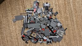 LEGO Kylo Ren’s Command Shuttle 75104