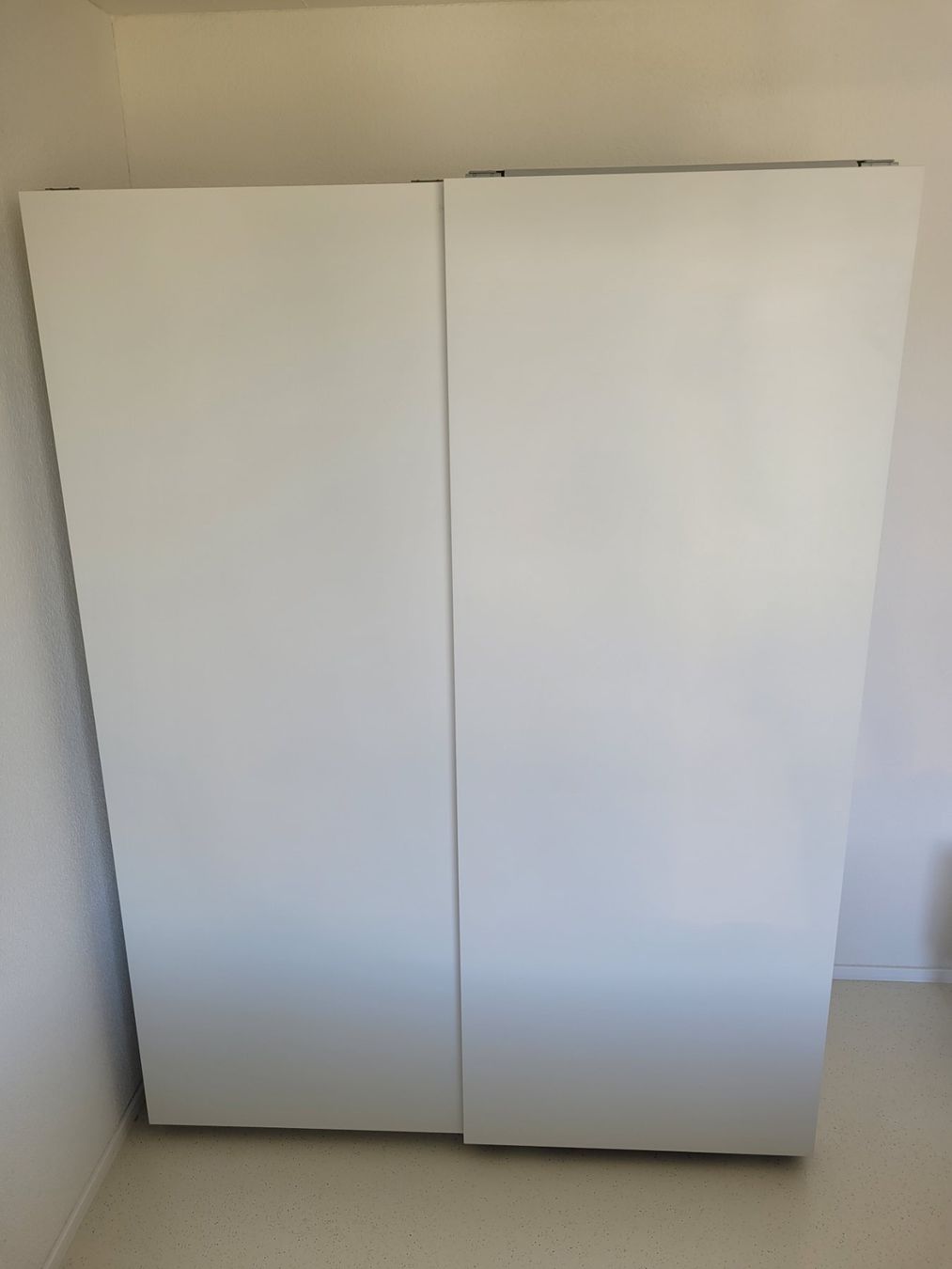 Ikea Schränke: PAX Kleiderschrank mit Schiebetüren – Gebraucht aus Schlieren von lilly_mx 2