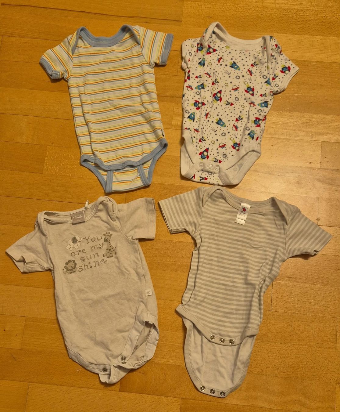 Kleiderpakete & -sets: Babyset Junge Gr. 68 – Gebraucht aus Näfels von ang_p78x 2
