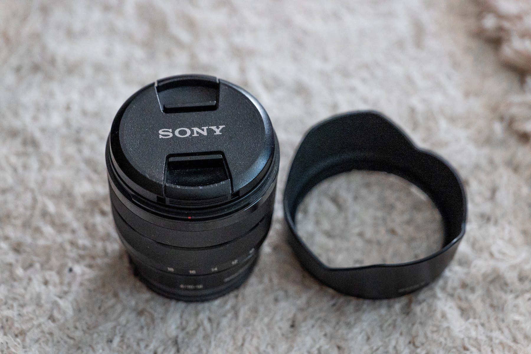 Sony Objektive: Sony E 10-18mm f/4 OSS – Gebraucht aus La Tour-de-Peilz von suissef23 2