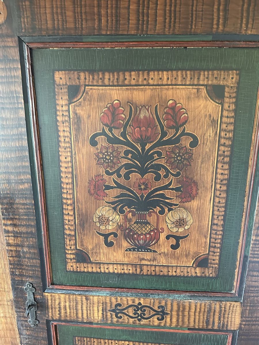 Armadi: Antiker Schrank (Bauernmalereischrank) – Usato da Volketswil venduto da gab_52vw 4